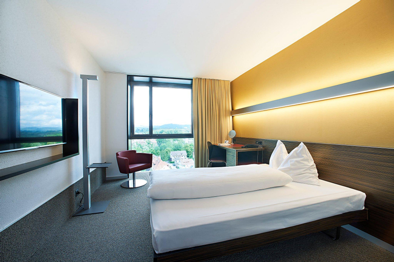 Bedroom 4, Ambassador, Bern