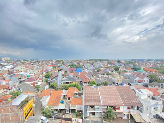 Exterior & Views 5, Modern, Cozy and Spacious 3BR at Gateway Pasteur By Travelio, Bandung