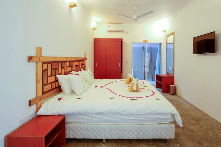 Bedroom 2, Shallow Lagoon Rasdhoo, North Ari Atoll