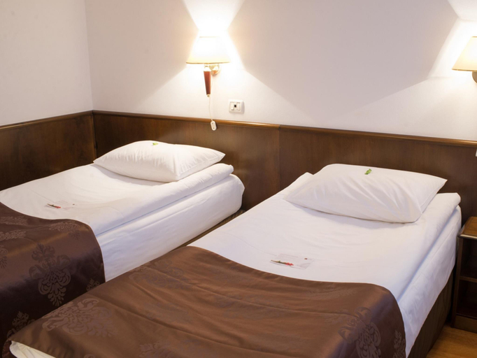Bedroom 3, Best Western Central Hotel, Arad