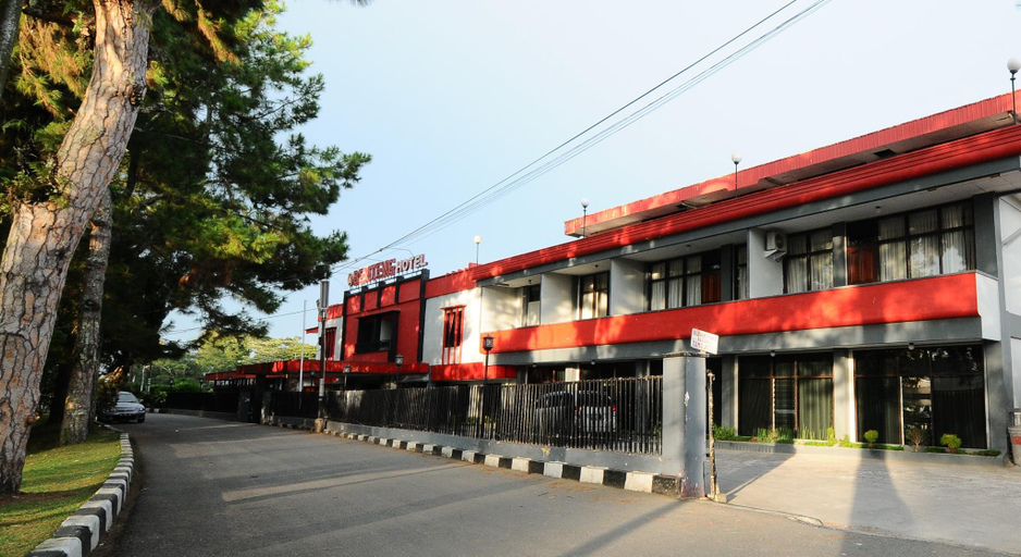 Exterior & Views 2, Benteng Hotel Bukittinggi, Bukittinggi