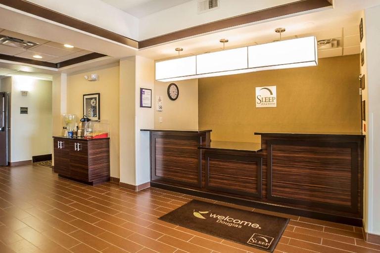 Public Area 2, Sleep Inn & Suites Douglas, Converse