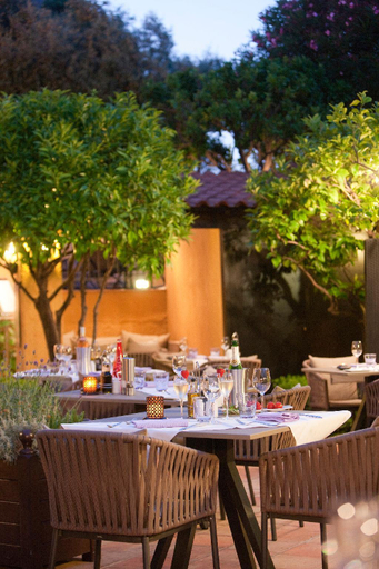 Food & Drinks 5, La Perouse Hotel, Alpes-Maritimes