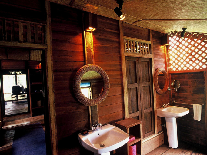 Bedroom 5, Bon Ton Antique Wooden Villas, Langkawi