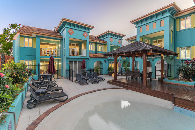 Exterior & Views 1, Le Cher Du Monde Hotel, Douglas