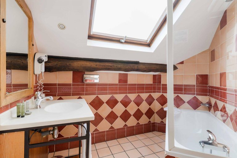 Bathroom 4, Pavillon Opera Grands Boulevards, Paris