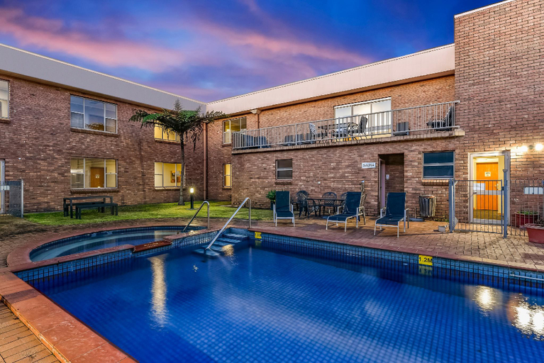 Sport & Beauty, Southgate Motel, Mount Gambier