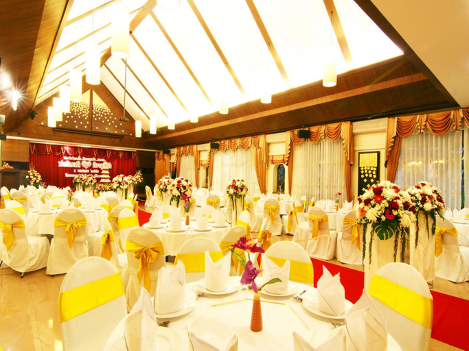 Food & Drinks 5, Laluna Hotel & Resort, Muang Chiang Rai