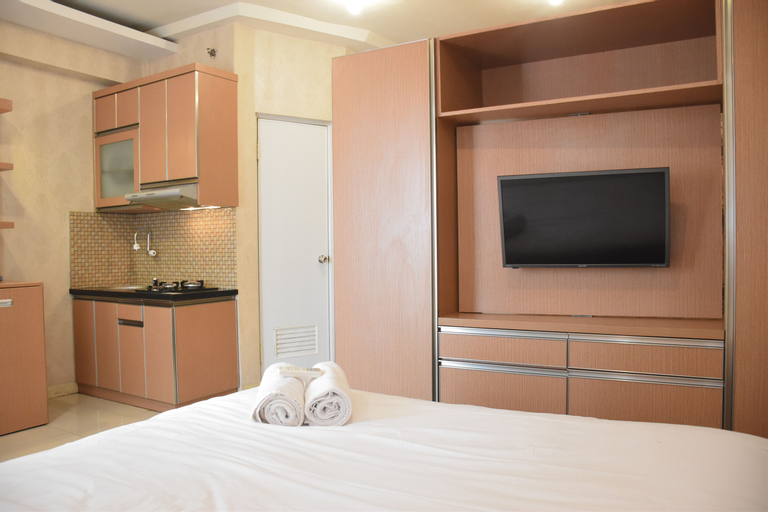 Sport & Beauty 5, Best Deal and Comfort Big Studio at Green Pramuka City Apartment By Travelio, Central Jakarta