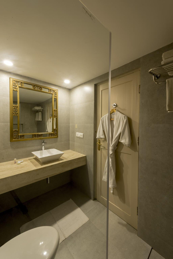 Bathroom 5, Prainha Resort By The Sea, North Goa