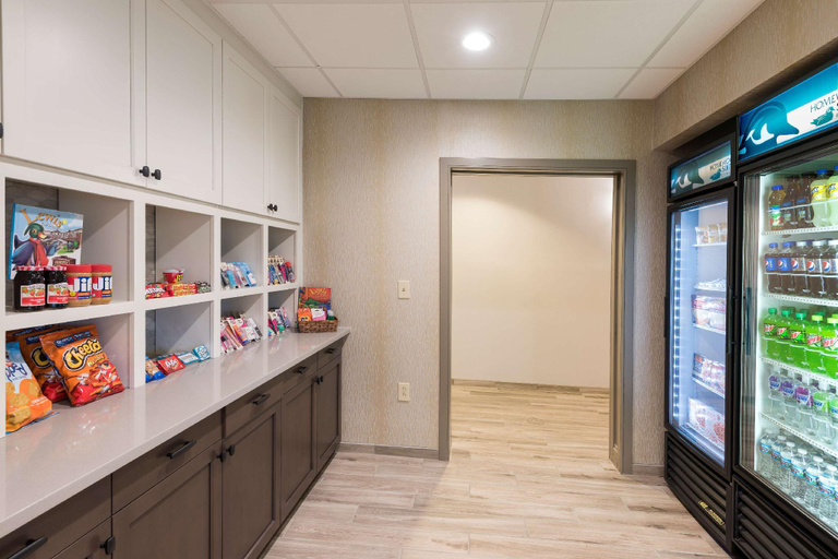 Food & Drinks 4, Homewood Suites by Hilton Indianapolis Northwest, Indianapolis