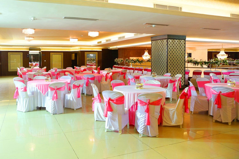 Food & Drinks 4, Hotel Empire International - Koramangala, Bangalore