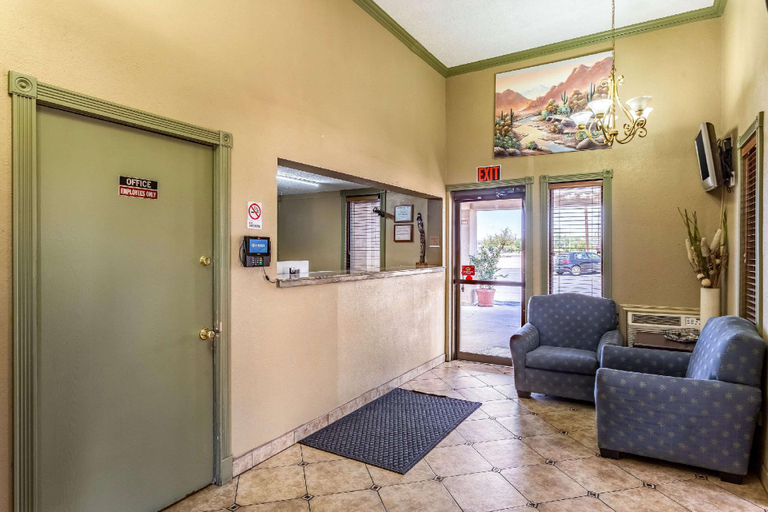 Public Area 2, Rodeway Inn Farmington, San Juan