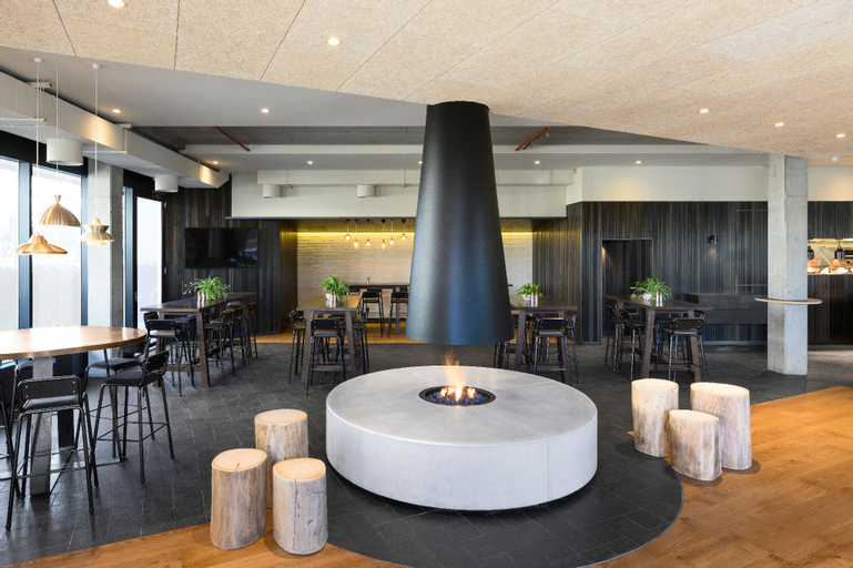 Public Area 5, Brassey Hotel, Canberra