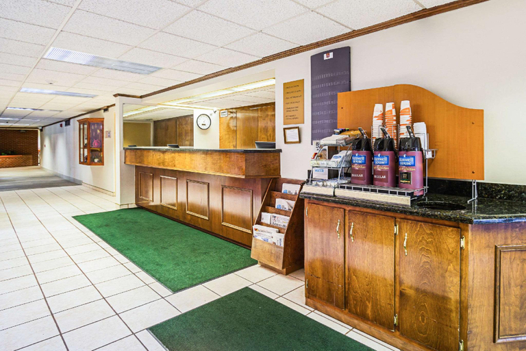 Public Area 2, Quality Inn & Suites Altoona, Blair