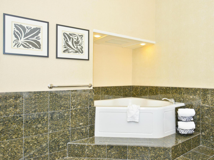 Bathroom 4, Best Western Plus Dana Point Inn-by-the-Sea, Orange