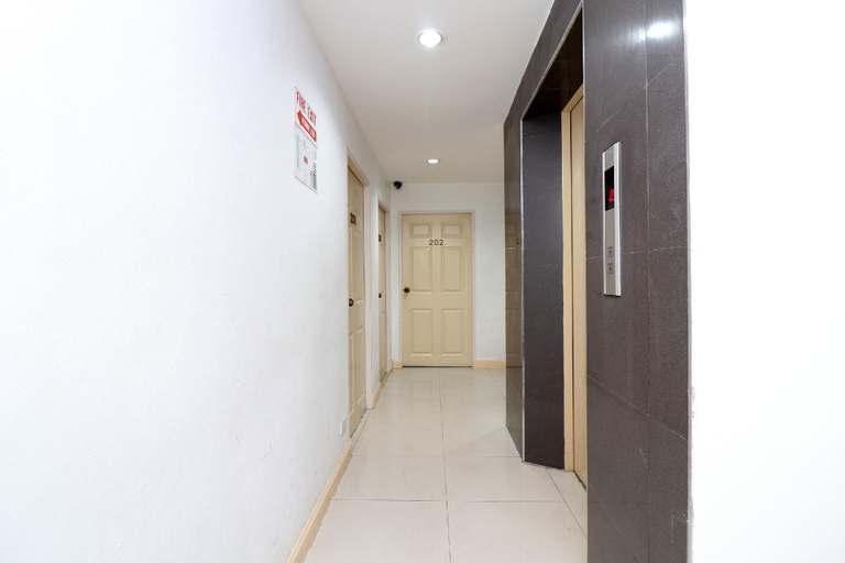 Public Area 2, Diamond Residence Silom, Bang Rak