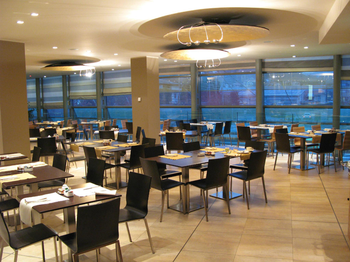Food & Drinks 5, Hotel Cruise, Como