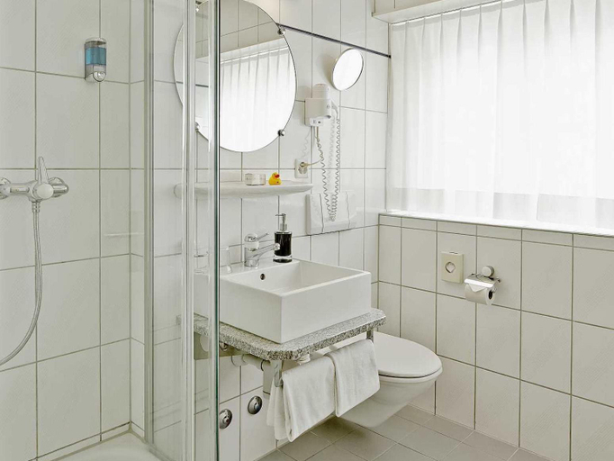 Bathroom 4, Sorell Hotel City Weissenstein, Sankt Gallen