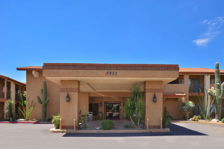 Exterior & Views 1, 3 Palms Hotel Tucson, Pima