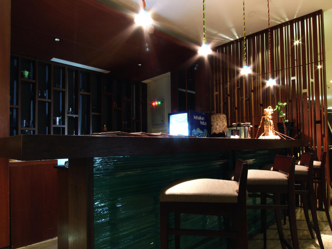 Food & Drinks 20