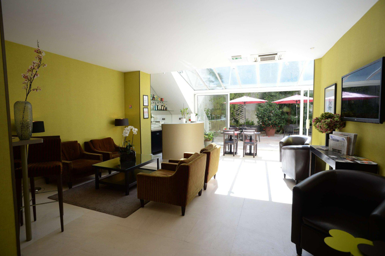 Public Area 2, Hotel de l'Orchidee, Paris