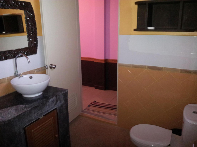 Bathroom 3, Lanta Scenic Bungalow, Ko Lanta