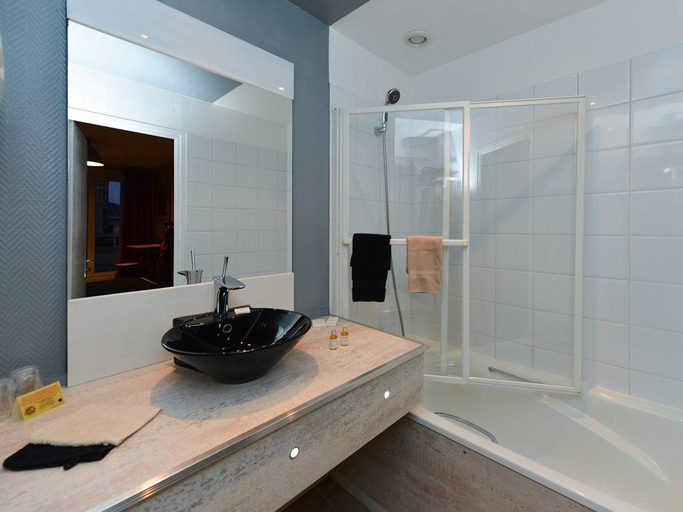 Bathroom 4, Urban Style Hôtel de l'Europe, Seine-Maritime