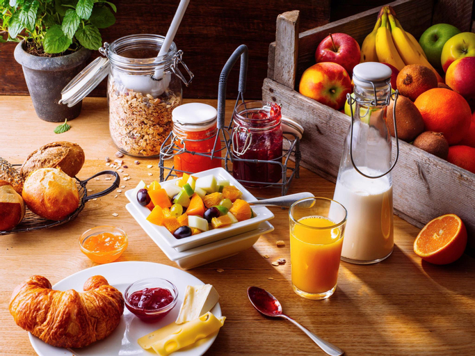 Food & Drinks 6