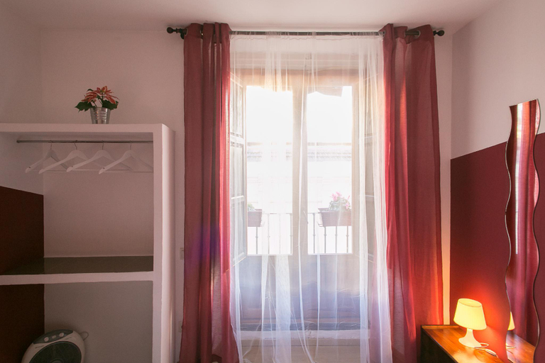 Bedroom 3, Hostal La  Casa  de la  Plaza, Madrid