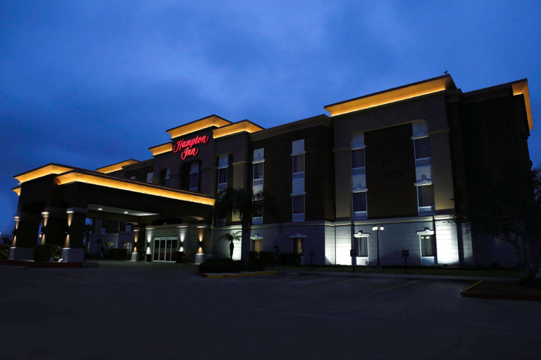 Exterior & Views 2, Hampton Inn Kingsville, Kleberg