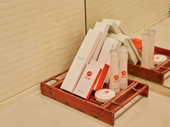 Bathroom 4, Eastiny Plaza hotel, Pattaya