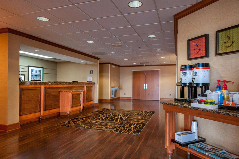 Public Area 2, Hampton Inn by Hilton Bowling Green, Warren