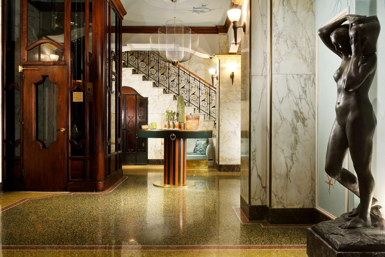 Public Area 3, Hotel Continental, Genova