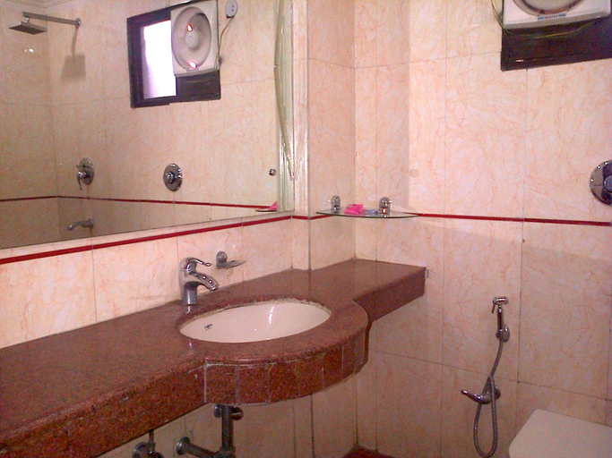 Bathroom 4, Hotel SPB 87, Delhi