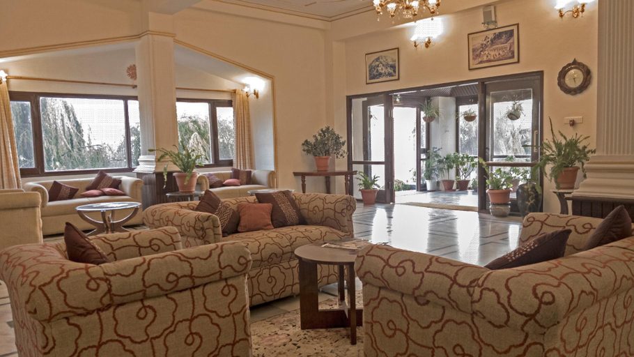 Public Area 2, Royal Jardin Whistling Pines Resort, Shimla