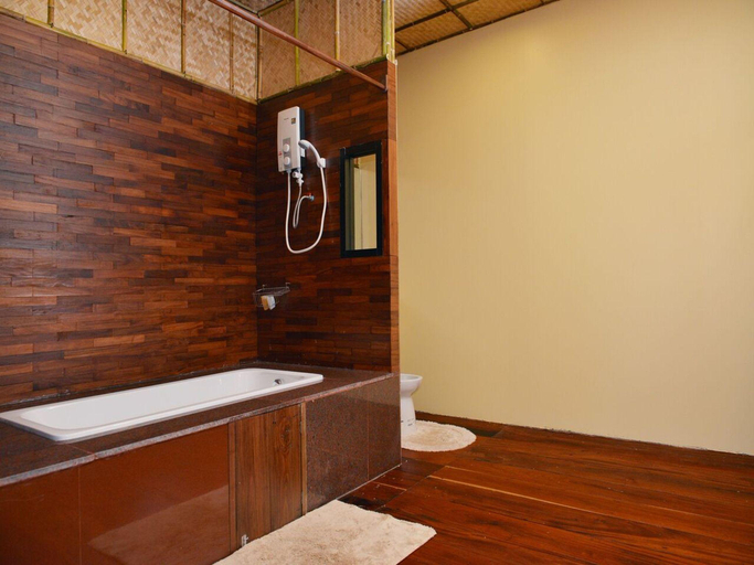 Bathroom 4, Boutique Raft Resort River Kwai, Sai Yok