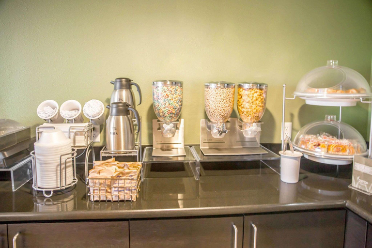 Food & Drinks 5, Sleep Inn Woodbridge - Potomac Mills, Prince William
