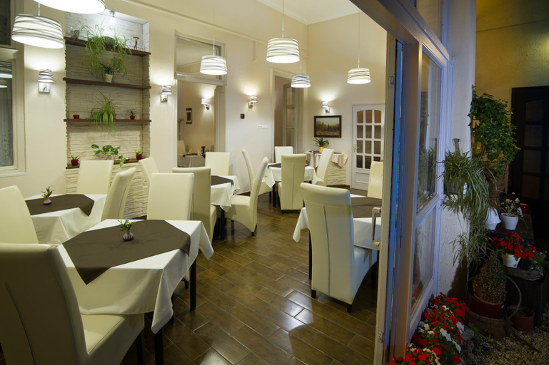 Food & Drinks 3, Hotel Romantik Eger, Eger