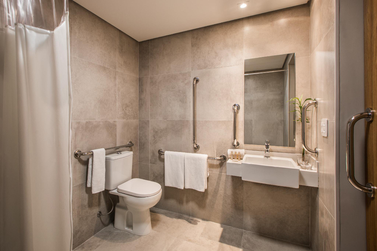 Bathroom, Sao Paulo Tatuape Affiliated by Meliá, São Paulo