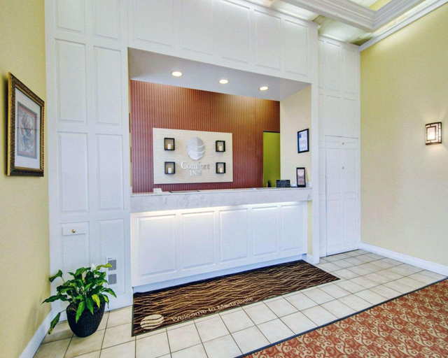 Public Area 2, Quality Inn near Martinsville Speedway, Henry