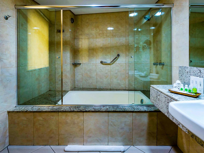 Bathroom 5, Grand Mercure Belém do Pará, Belém