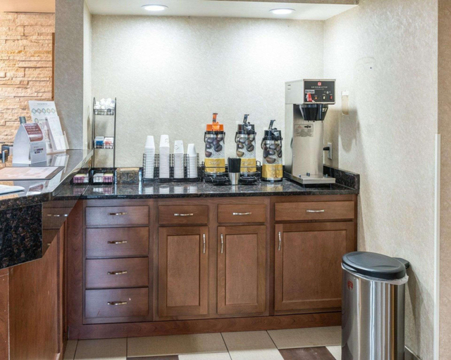 Public Area 2, Quality Inn Savage - Bloomington West, Scott