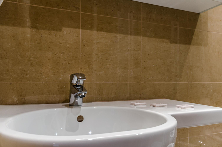 Bathroom 4, Hotel Ariel Silva, Venezia