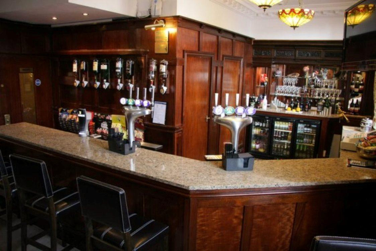 Food & Drinks 5, Beech Mount Hotel and Arthur's Restaurant, Sefton
