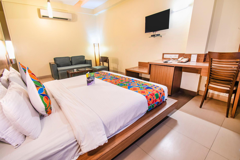 Bedroom 3, Hotel Sadanand Regency , Pune