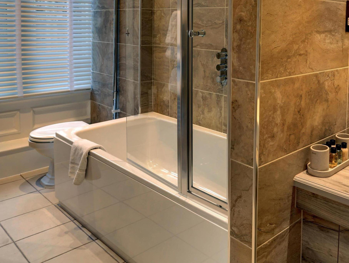 Bathroom 4, The Dean Court, York
