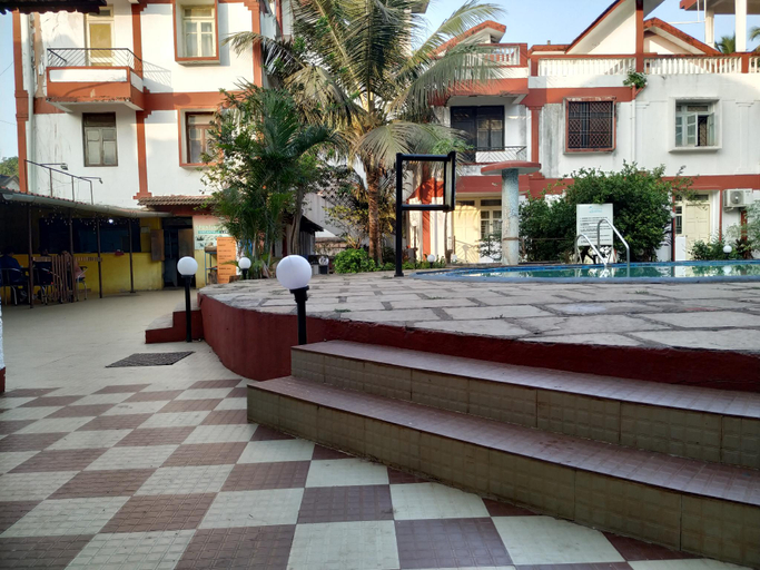 Public Area, Atlanta Beach Resort, North Goa