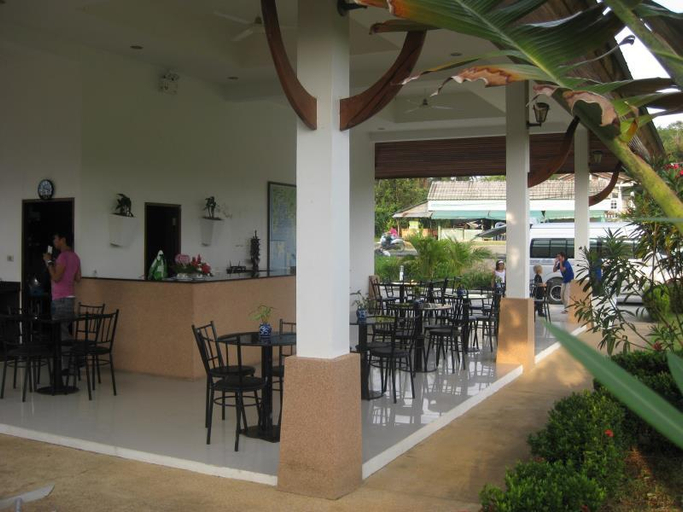Food & Drinks 5, Nadivana Serviced Apartment, Mueang Krabi