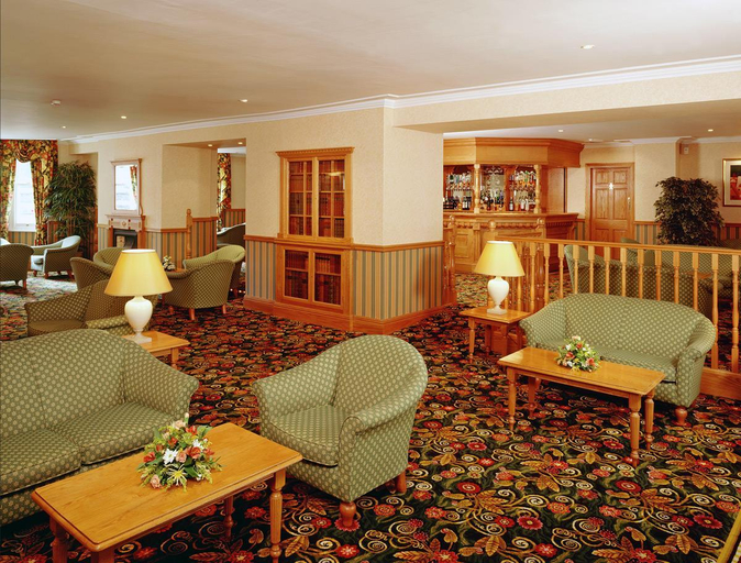 Public Area 2, Arundel House Hotel, Cambridgeshire